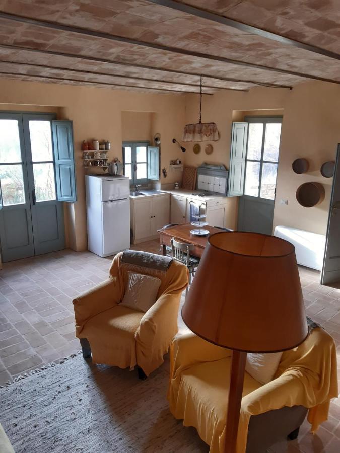 Bed and Breakfast Borgo Cardaneto Монтоне Экстерьер фото
