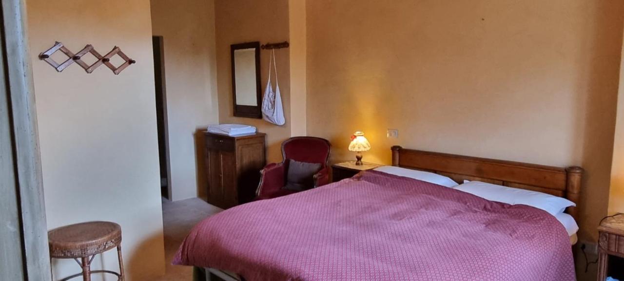 Bed and Breakfast Borgo Cardaneto Монтоне Экстерьер фото